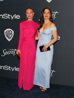 Sophia Bush feet photo thumbnail