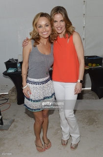 Giada De Laurentiis feet photo thumbnail