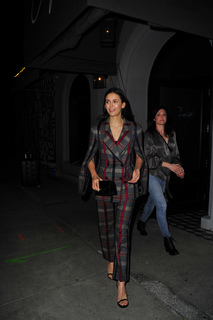 Nina Dobrev feet photo thumbnail