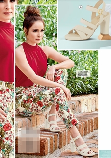 Cynthia Rodríguez feet photo thumbnail