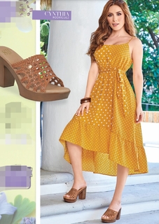 Cynthia Rodríguez feet photo thumbnail