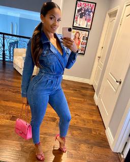 Evelyn Lozada feet photo thumbnail