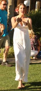 Joss Stone feet photo thumbnail