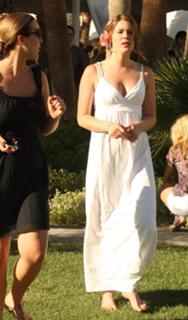 Joss Stone feet photo thumbnail