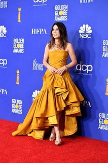 Sandra Bullock feet photo thumbnail