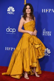 Sandra Bullock feet photo thumbnail