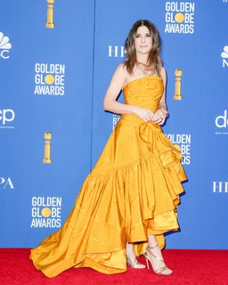 Sandra Bullock feet photo thumbnail
