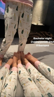 Sofia Richie feet photo thumbnail