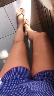 Alaine Crissiê feet photo thumbnail