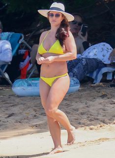 Britney Spears feet photo thumbnail