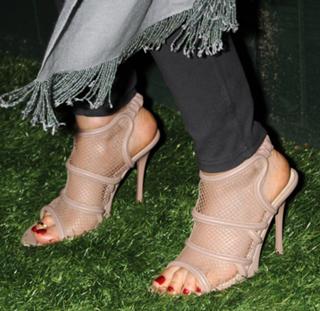 Rosanna Arquette feet photo 4