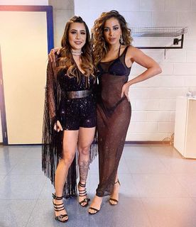 Anitta feet photo thumbnail
