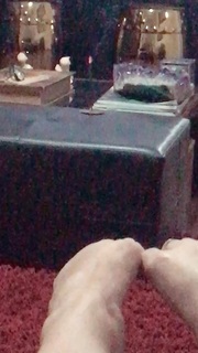 Alaine Crissiê feet photo thumbnail