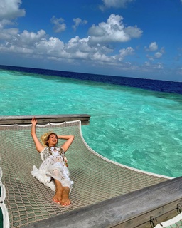 Renata Fan feet photo thumbnail