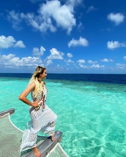 Renata Fan feet photo thumbnail