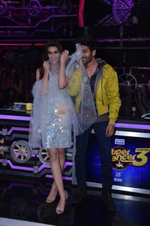 Kriti Sanon feet photo thumbnail