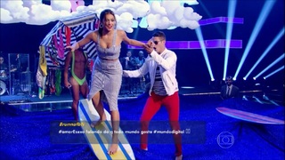 Bruna Marquezine feet photo thumbnail