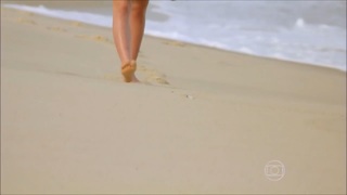 Bruna Marquezine feet photo thumbnail
