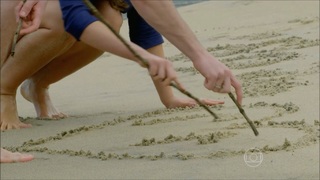 Bruna Marquezine feet photo thumbnail