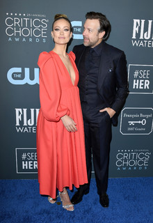 Olivia Wilde feet photo thumbnail