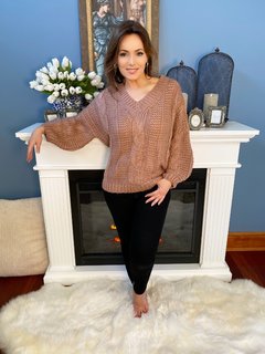 Lisa Robertson feet photo thumbnail