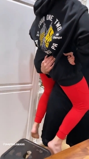 Gabbie Hanna feet photo thumbnail