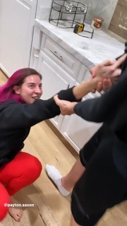 Gabbie Hanna feet photo thumbnail