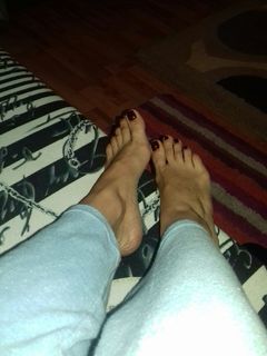 Mary-Louise Parker feet photo thumbnail