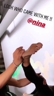 Nina Dobrev feet photo thumbnail