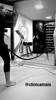 Anitta feet photo thumbnail