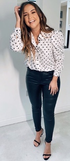 Jacqueline Jossa feet photo thumbnail