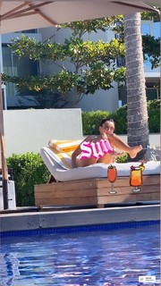 Verona Pooth feet photo thumbnail