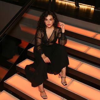 Kéfera Buchmann feet photo thumbnail
