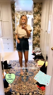 Kate Hudson feet photo thumbnail