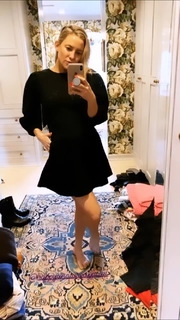 Kate Hudson feet photo thumbnail