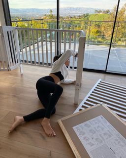Olivia Culpo feet photo thumbnail