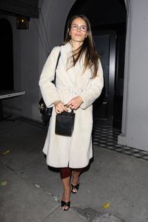 Jordana Brewster feet photo thumbnail