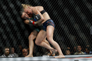 Holly Holm feet photo thumbnail