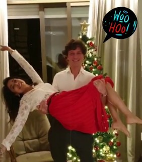 Shriya Saran feet photo thumbnail