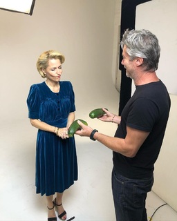 Gillian Anderson feet photo thumbnail