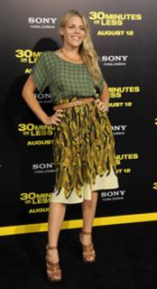 Busy Philipps feet photo thumbnail