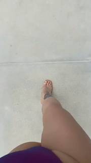 Cleo feet photo thumbnail