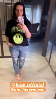 Cleo feet photo thumbnail