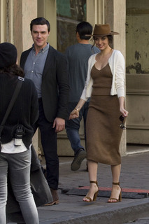 Ana de Armas feet photo thumbnail