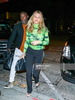 Sofia Richie feet photo thumbnail