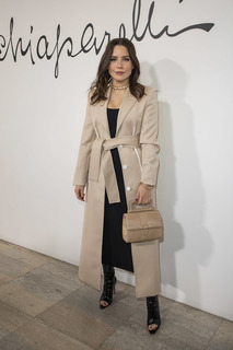 Sophia Bush feet photo thumbnail