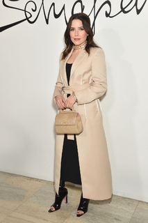 Sophia Bush feet photo thumbnail