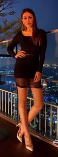 Hansika Motwani feet photo thumbnail