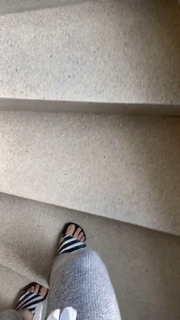 Cleo feet photo thumbnail