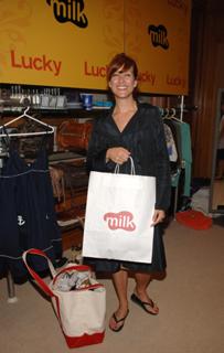 Kate Walsh feet photo thumbnail